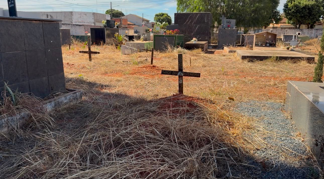 Até quando? Cemitérios públicos de Formosa vivem cenário de abandono, insegurança e desrespeito à população